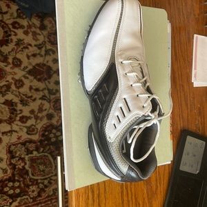 FootJoy Street Softspikes Golf Shoes White Black Leather 56478 Mens Size 8 M